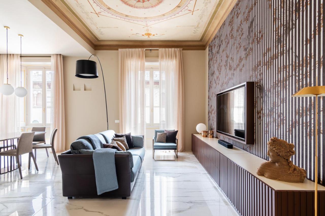 Palazzo Visconti - by MyHomeInCôme Esterno foto