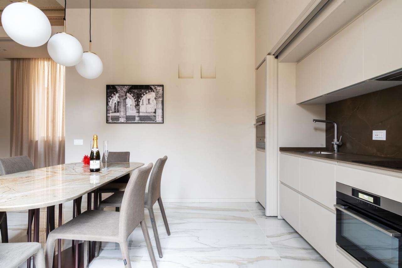 Palazzo Visconti - by MyHomeInCôme Esterno foto