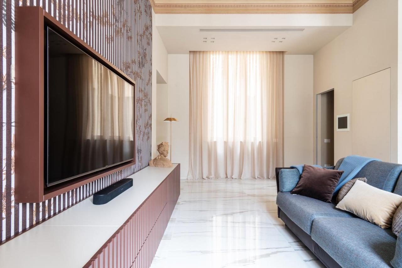 Palazzo Visconti - by MyHomeInCôme Esterno foto